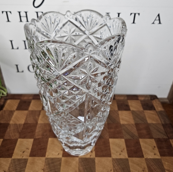 Vintage BOHEMIAN CZECH Cut Crystal Vase 9.75" - Picture 13 of 15